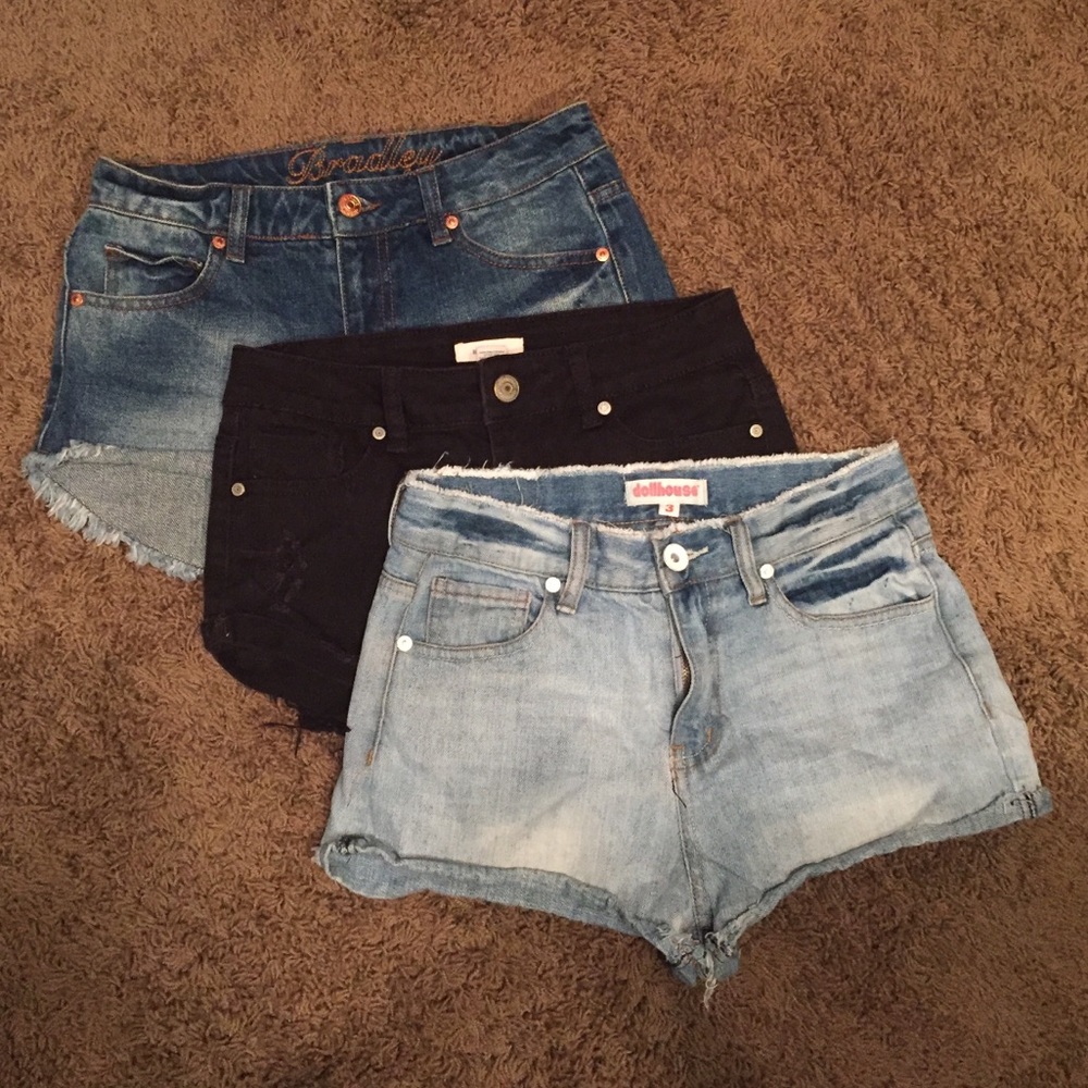 Mid-rise Denim Shorts